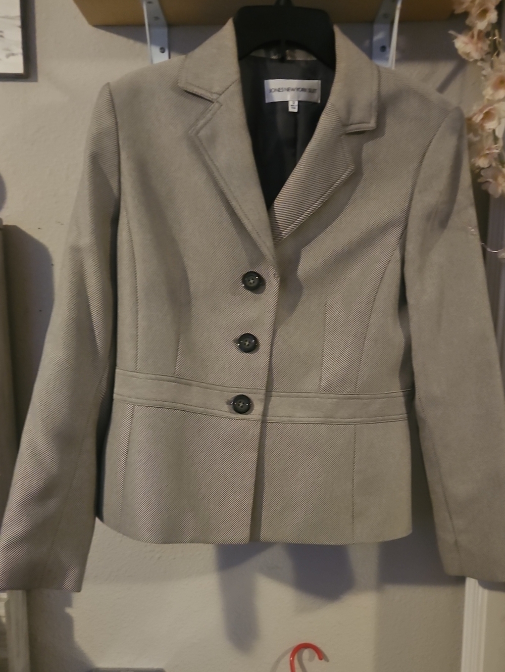 Koret Women's Light Cream Tailored Blazer Jacket